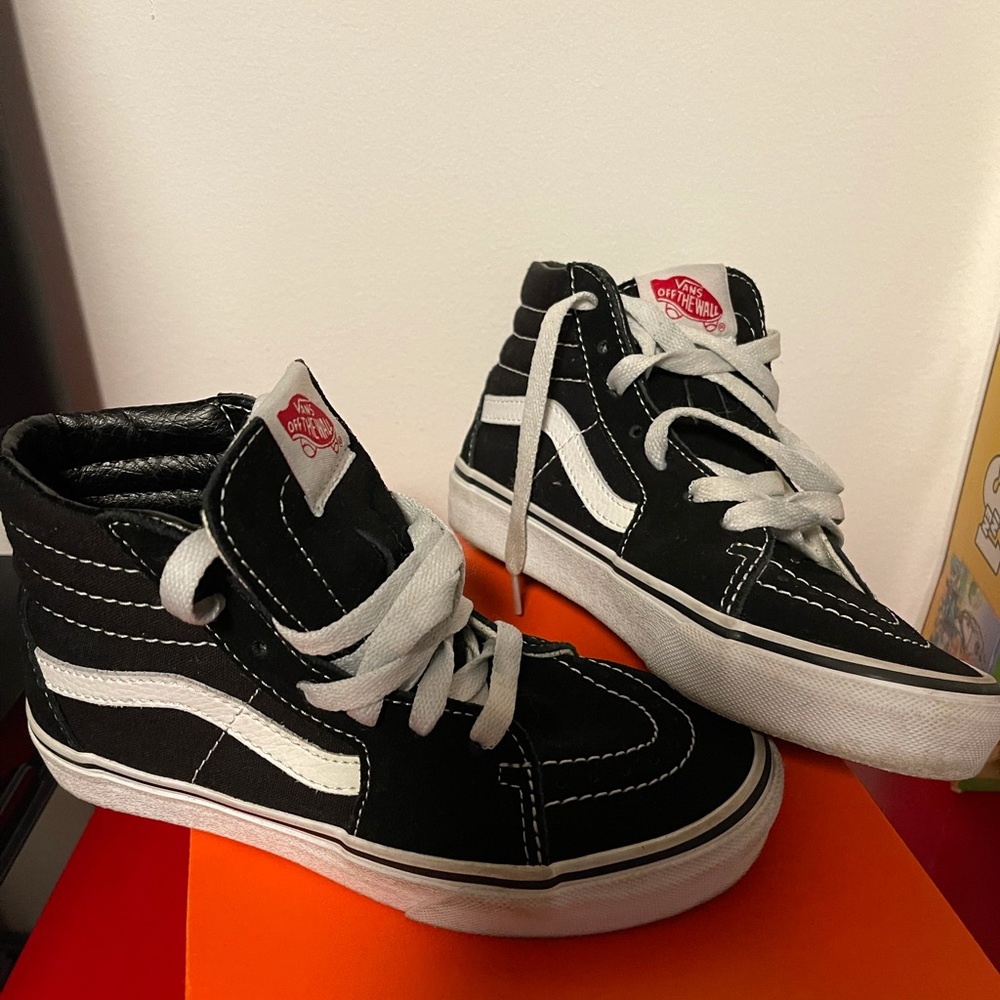 Kids vans size 2